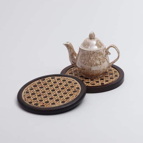 Rosemary Walnut Disc Wicker Trivet