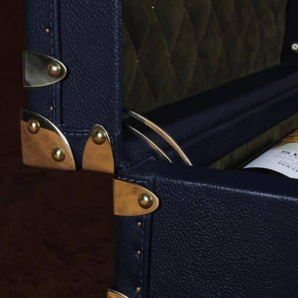 Petite Wine Trunk - Image 9