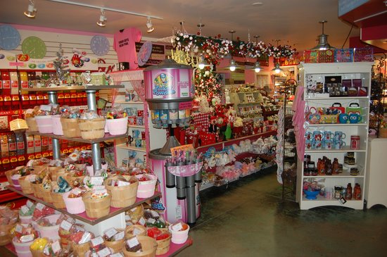 Bruce’s Candy Kitchen