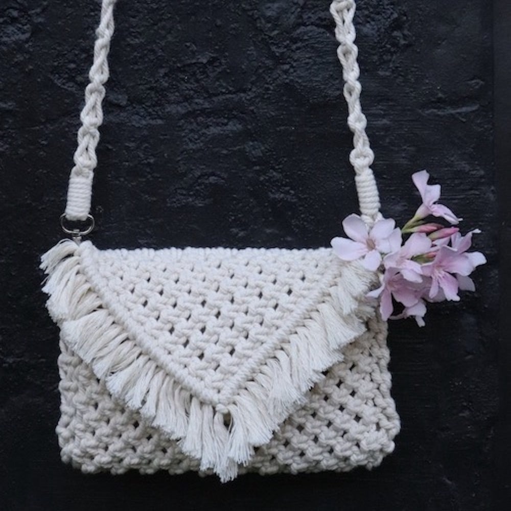 Macrame Clutch Bag with sling (Off-white)
