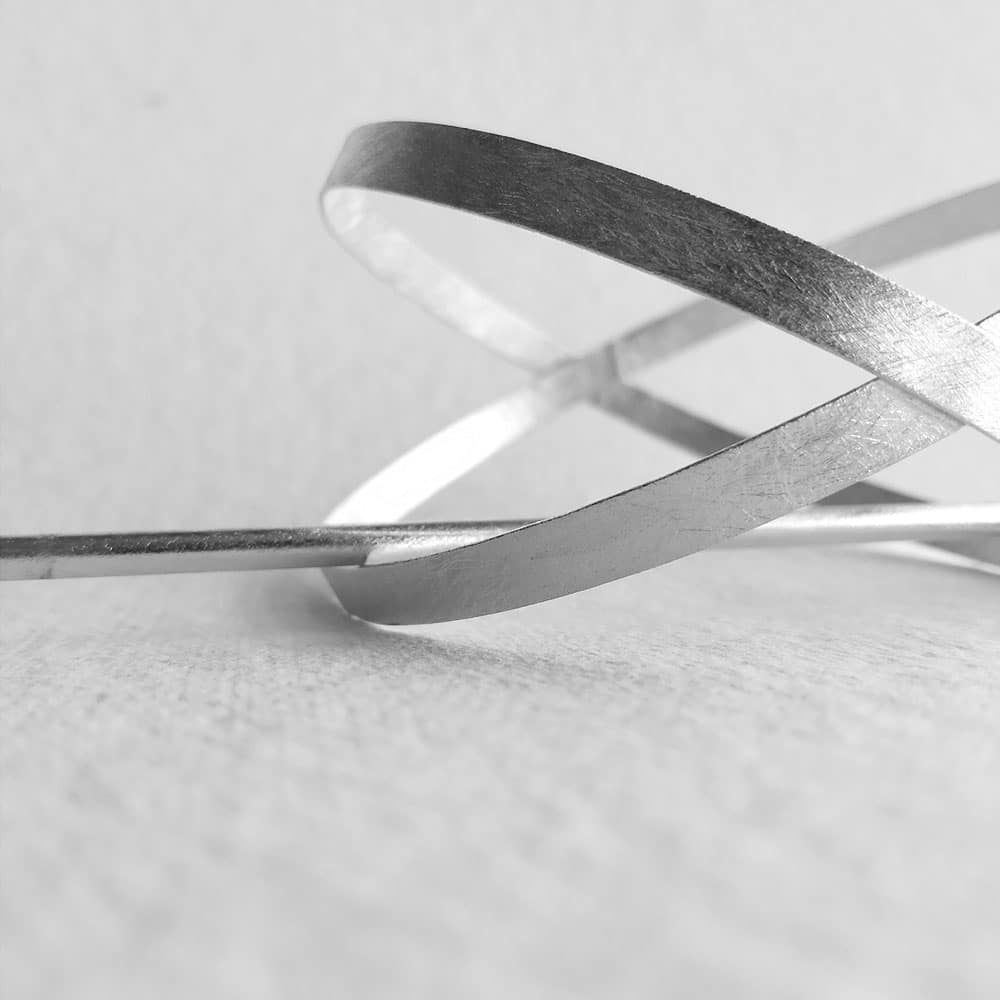 BISECT HAIR BUN - MEDIUM