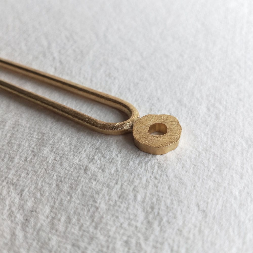 GORRIA DOUBLE PIN HAIR STICK